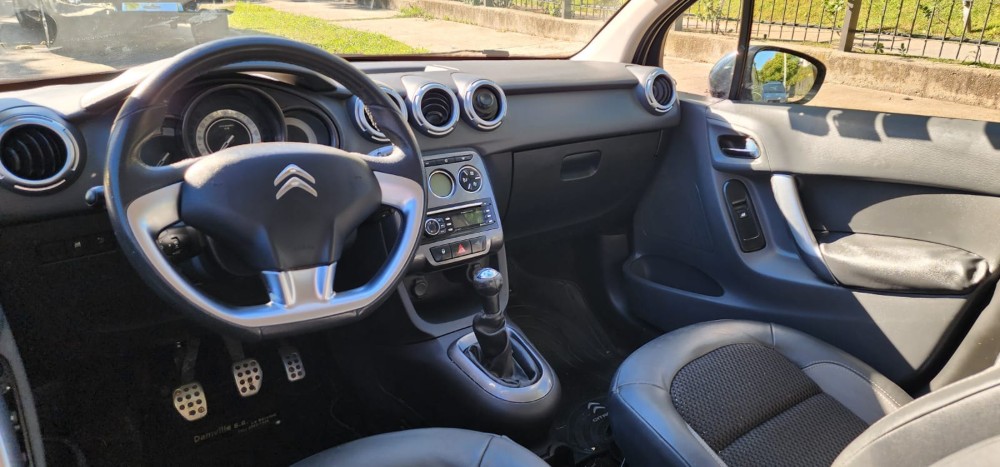 Citroën C3 Exclusive 1.6 5pts — foto 2
